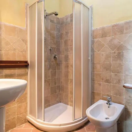 Amazing In Castiglione D,lago Pg Apartment